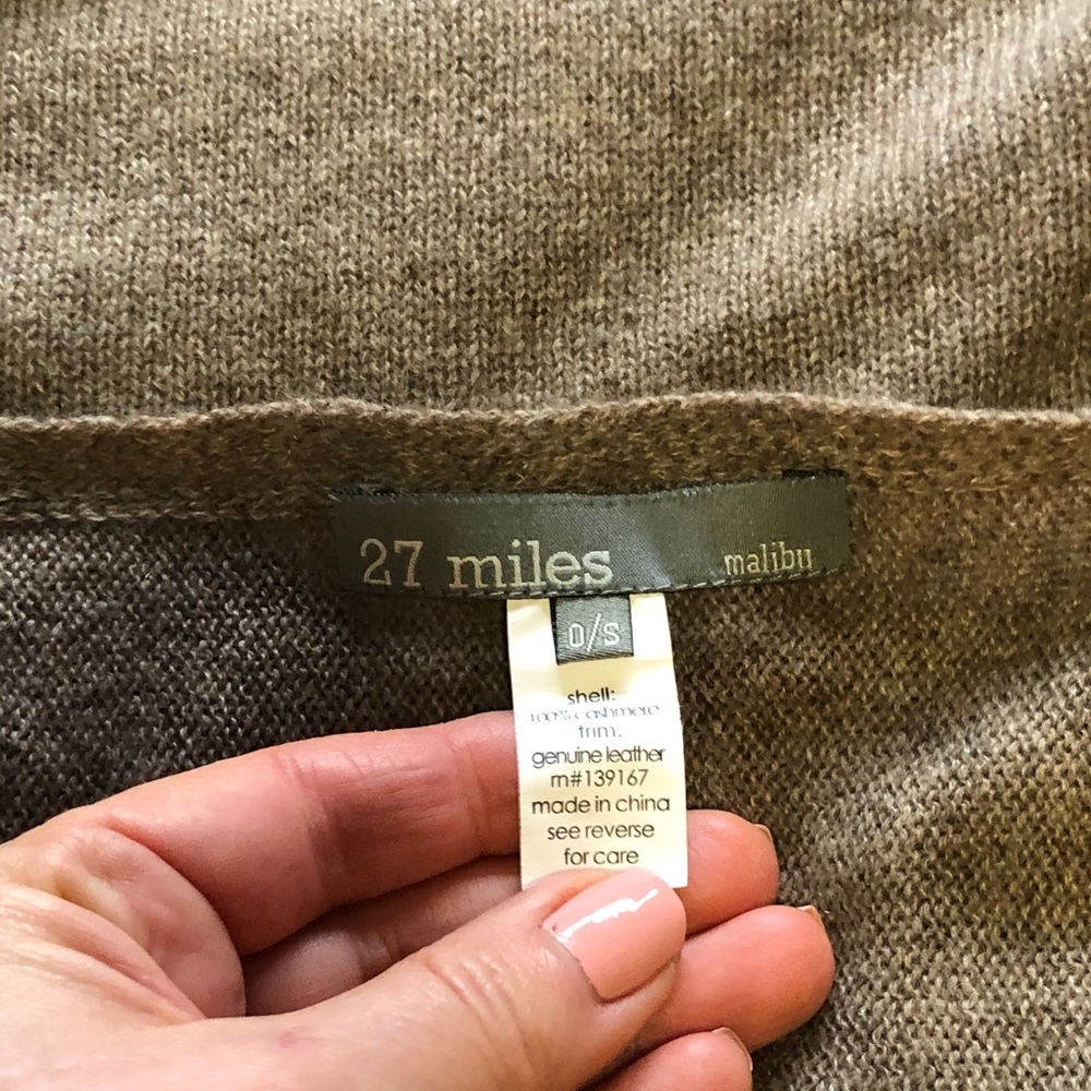 27 Miles Malibu, Beautiful Cashmere Poncho Wrap! Super stylish and cozy! - Picture 4 of 7